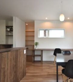 キッチンとつながる家事室