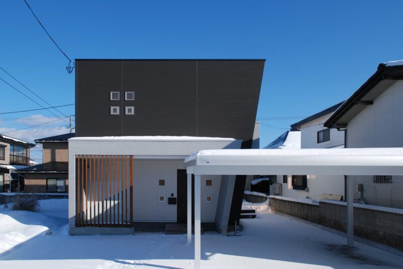 S-house