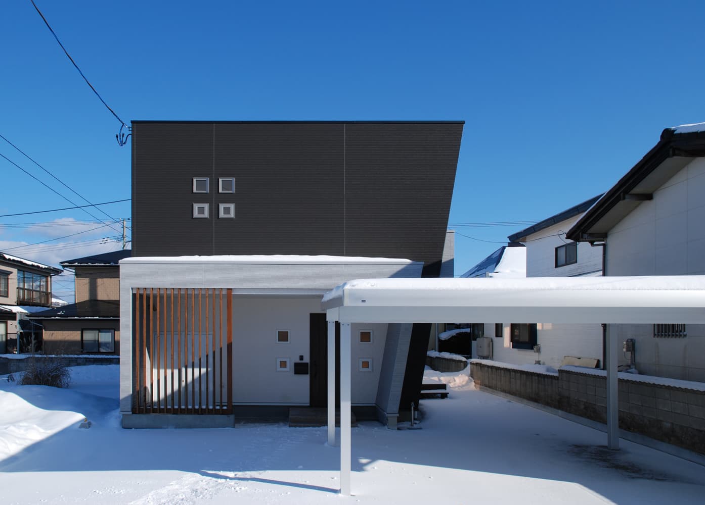 S-house