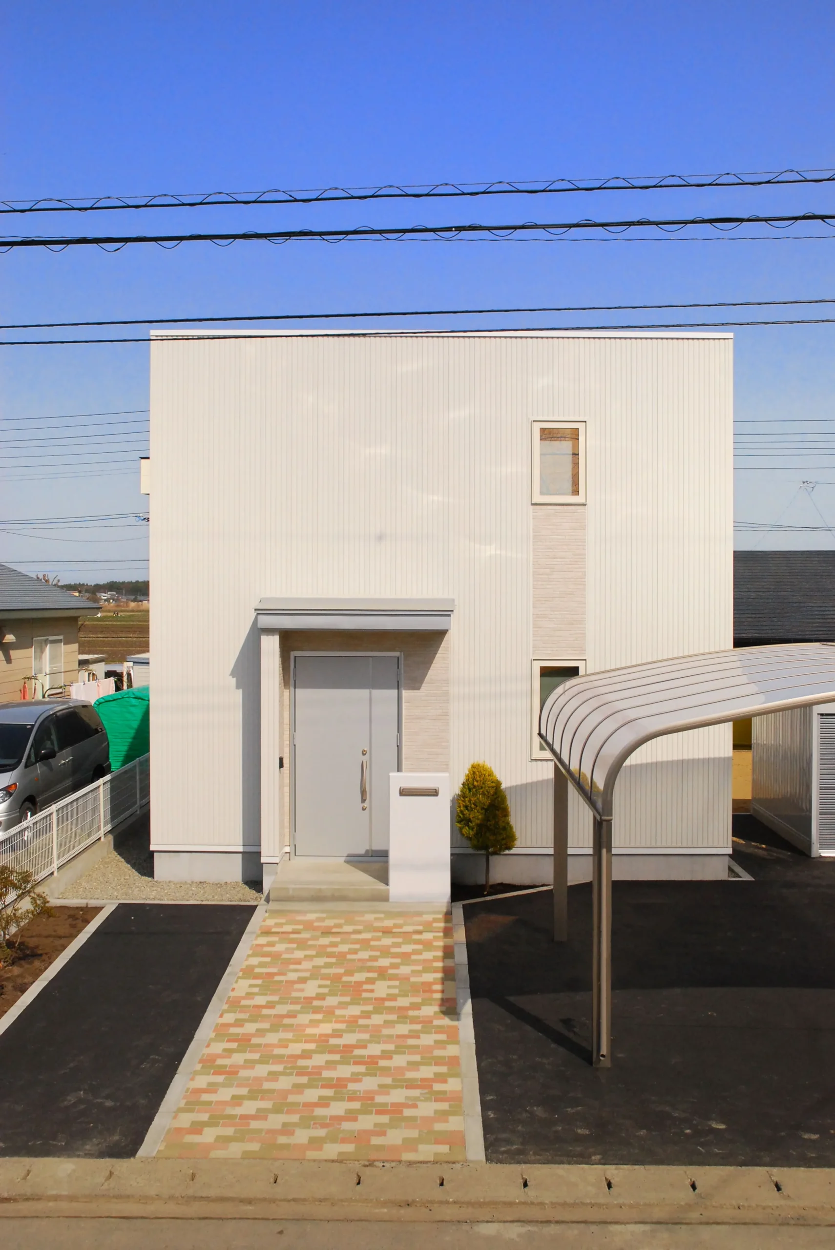 White box
