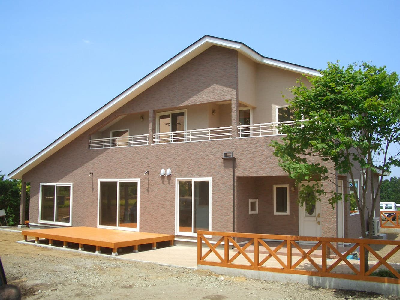 大屋根の家